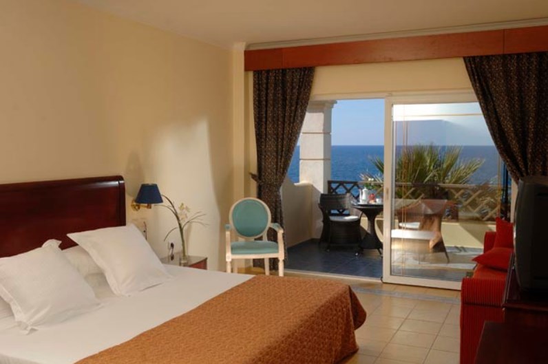 Radisson Blu Beach Resort 5*